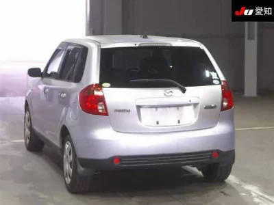 Mazda Verisa