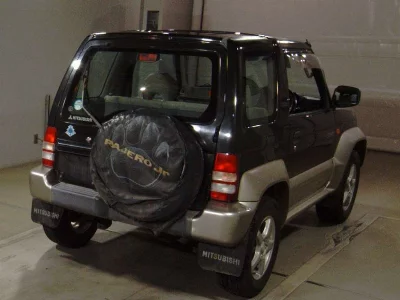 Mitsubishi Pajero Junior