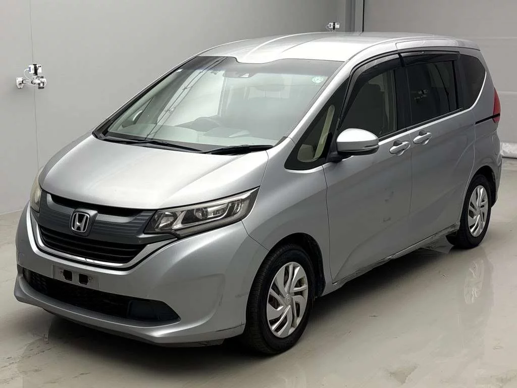 Honda Freed  с аукциона в Японии