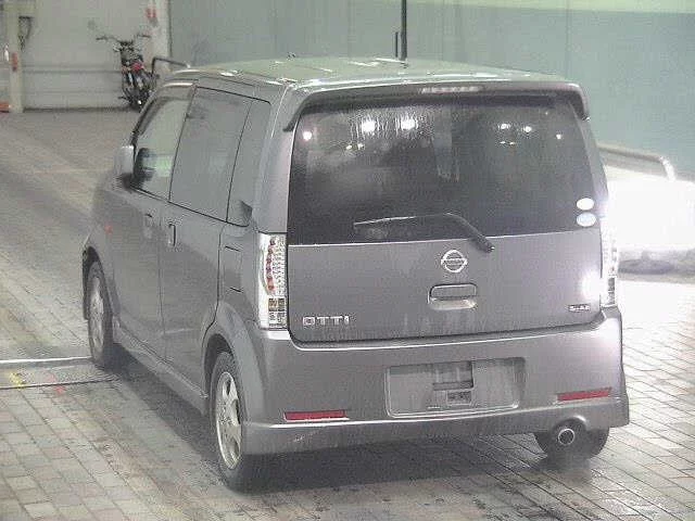 Nissan Otti  с аукциона в Японии