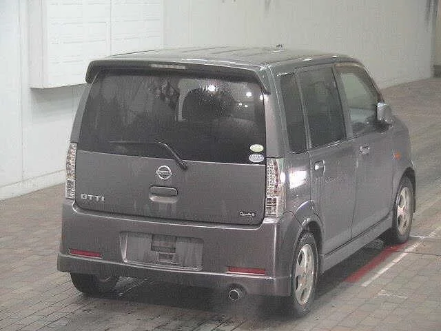 Nissan Otti  с аукциона в Японии
