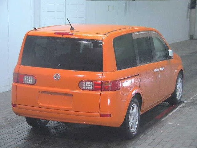 Nissan Lafesta  с аукциона в Японии
