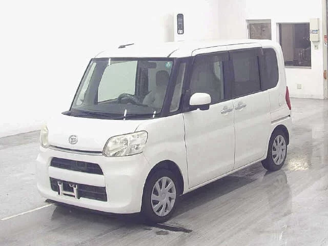 Daihatsu Tanto  с аукциона в Японии