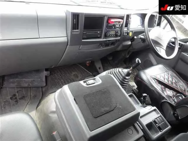 Isuzu Forward  с аукциона в Японии