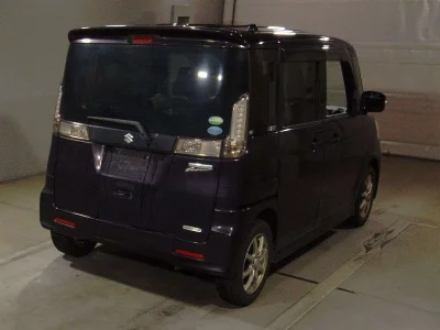 Suzuki Spacia Custom