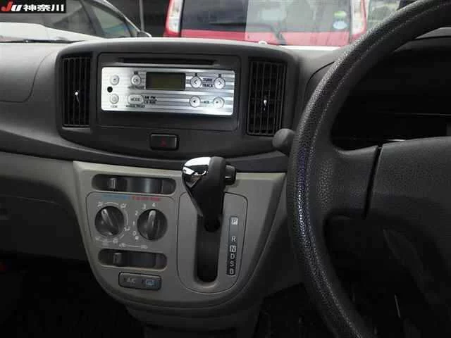 Daihatsu Mira e:S  с аукциона в Японии