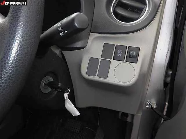 Daihatsu Mira e:S  с аукциона в Японии