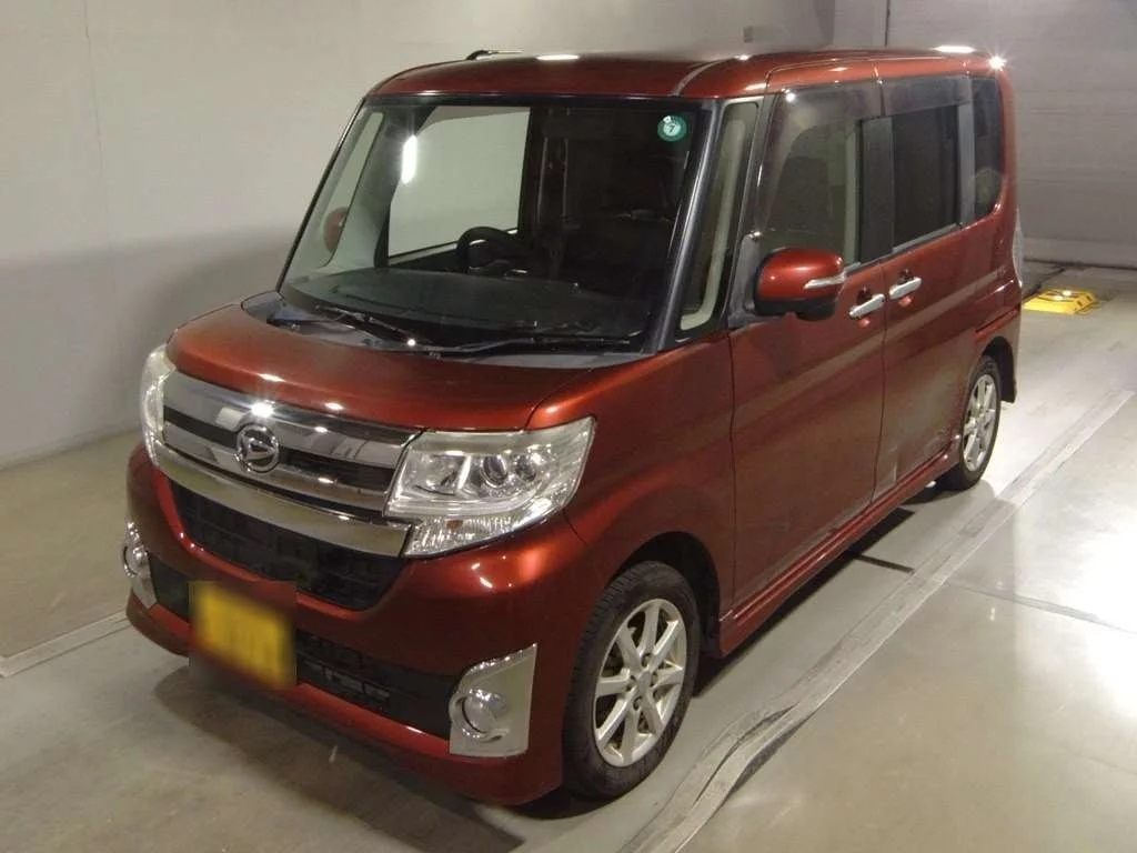 Daihatsu Tanto  с аукциона в Японии