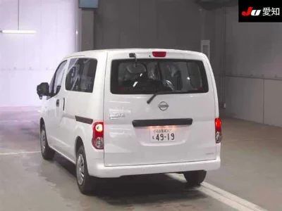 Nissan NV200 VANETTE VAN