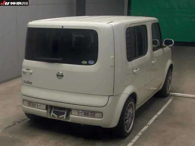 Nissan Cube  с аукциона в Японии