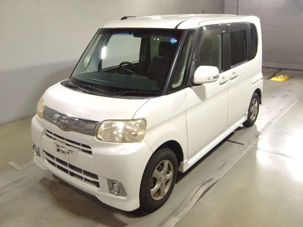 Daihatsu Tanto  с аукциона в Японии