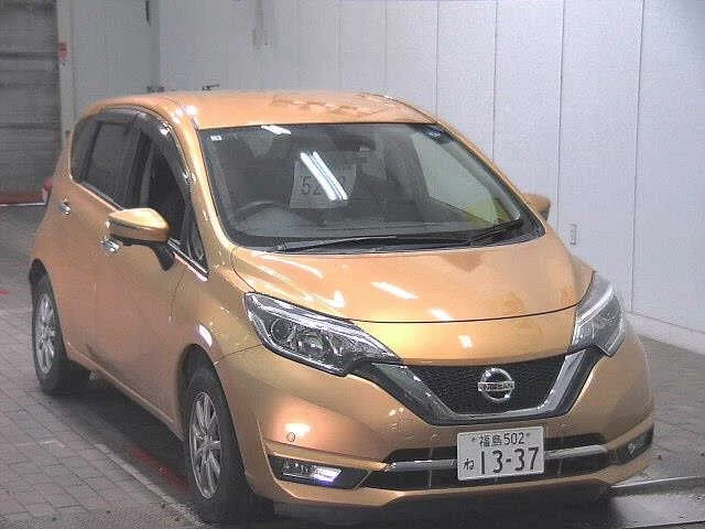 Nissan Note  с аукциона в Японии