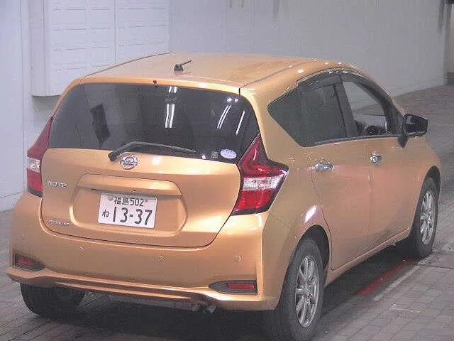 Nissan Note  с аукциона в Японии