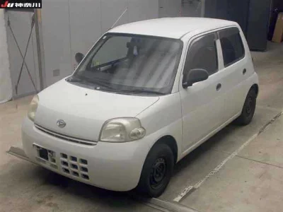 Daihatsu Esse