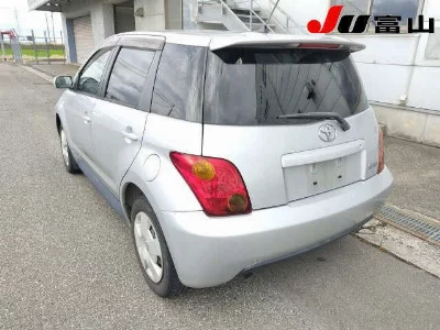 Toyota Ist
