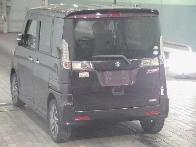 Suzuki Spacia