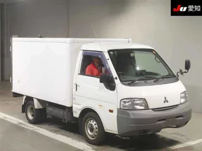 Mitsubishi Delica Truck