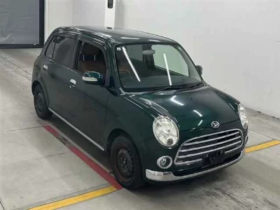 Daihatsu Mira Gino