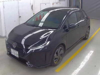 Nissan Aura