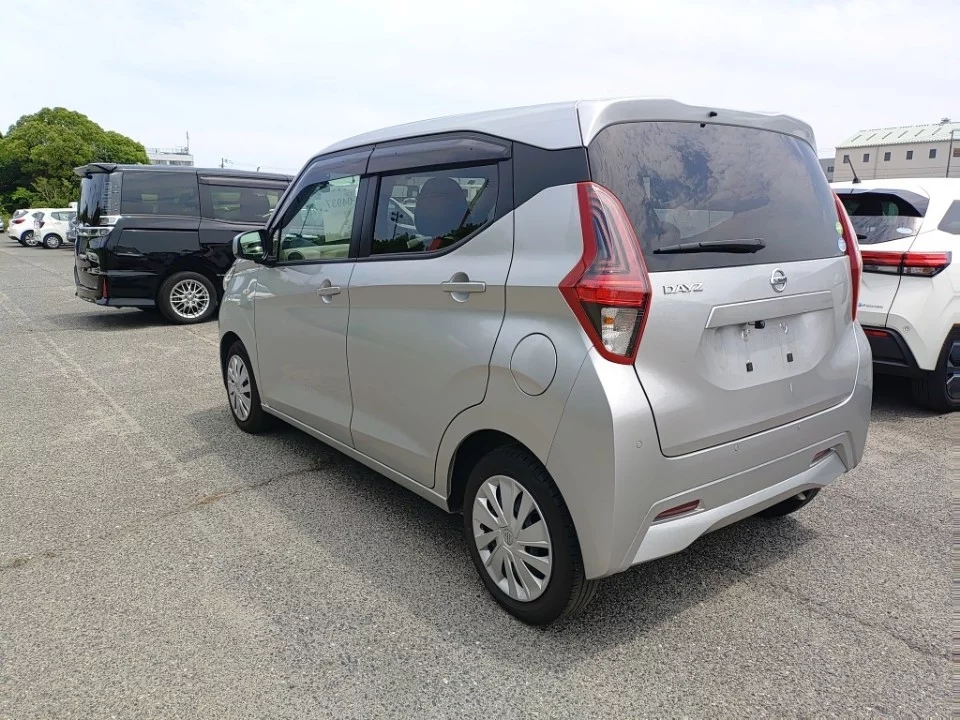 Nissan Dayz  с аукциона в Японии