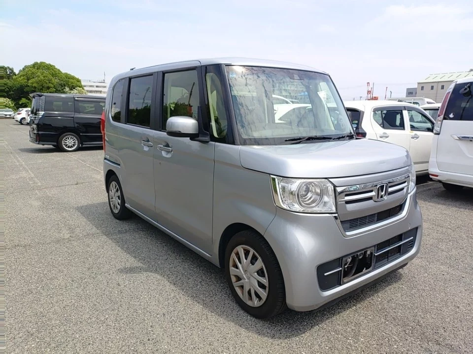 Honda N-Box  с аукциона в Японии
