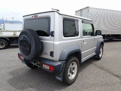 Suzuki Jimny Sierra