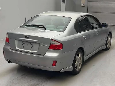 Subaru Legacy B4