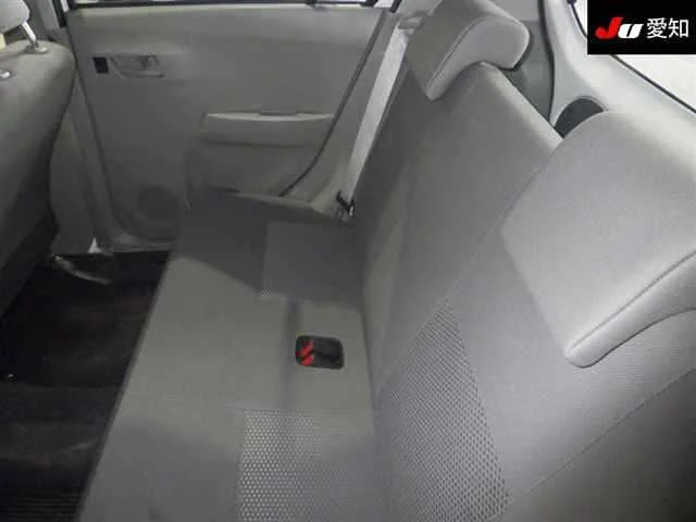 Daihatsu Mira e:S  с аукциона в Японии