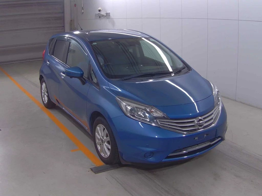 Nissan Note  с аукциона в Японии