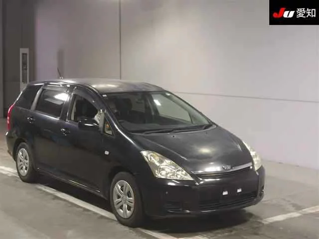 Toyota Wish  с аукциона в Японии