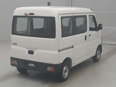 Toyota Pixis Van