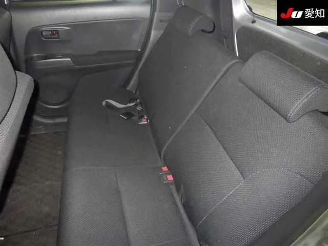 Toyota bB  с аукциона в Японии