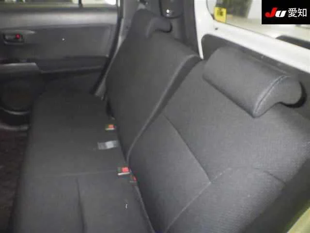Toyota bB  с аукциона в Японии