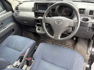 Toyota Pixis Van