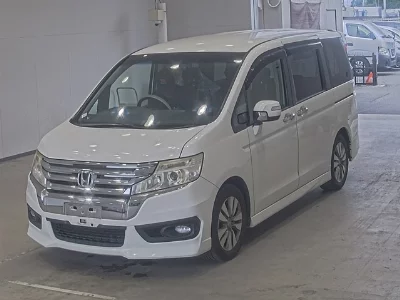 Honda STEPWGN SPADA