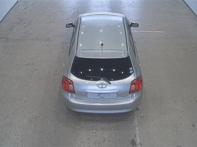 Toyota Auris  с аукциона в Японии