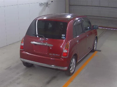 Daihatsu Mira Gino