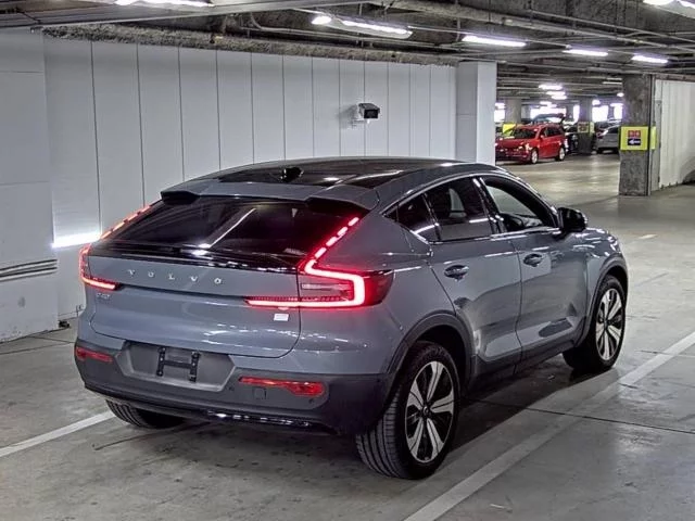 Volvo XC40 RECHARGE  с аукциона в Японии