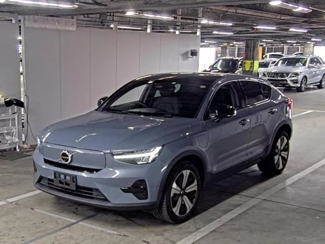 Volvo XC40 RECHARGE  с аукциона в Японии