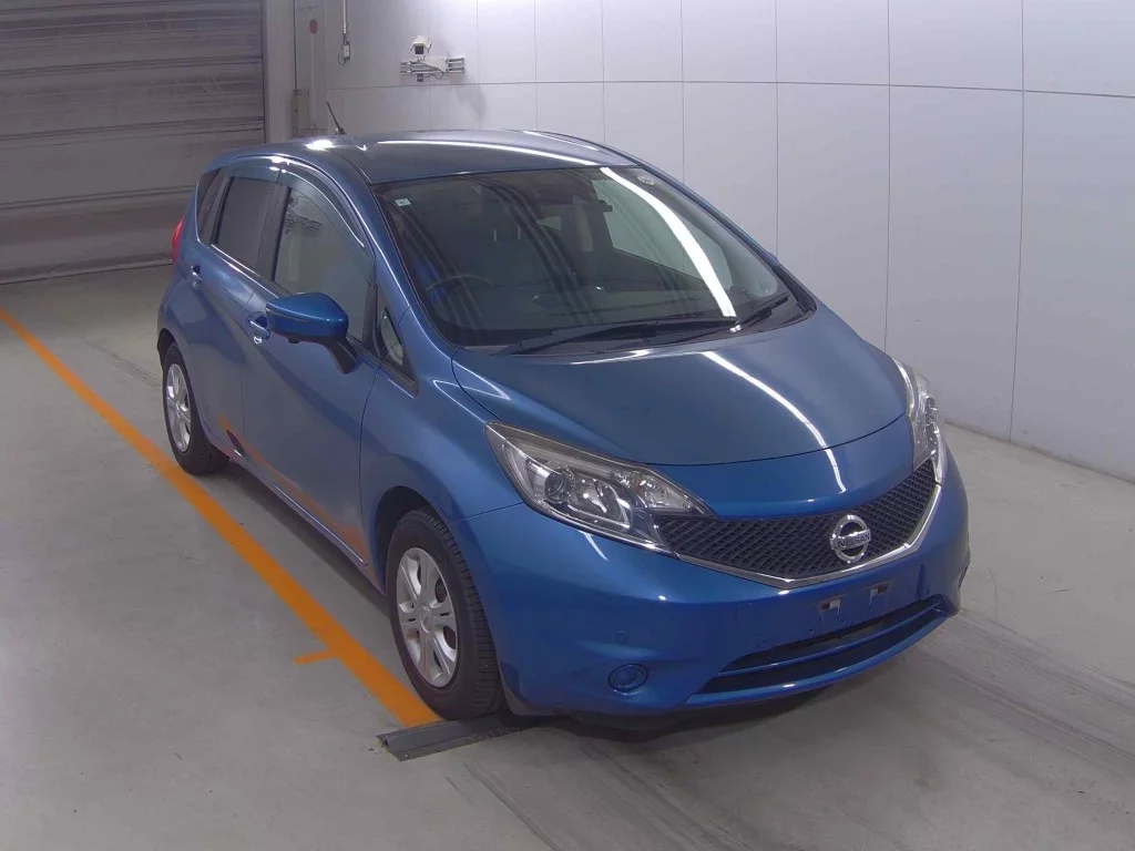 Nissan Note  с аукциона в Японии