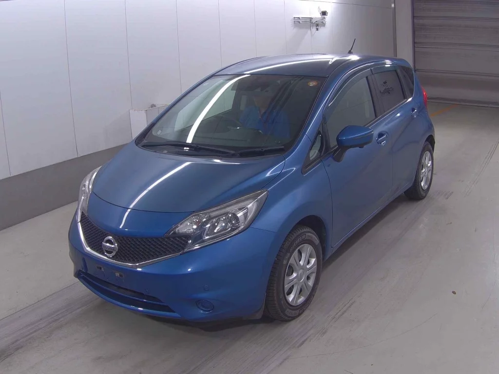 Nissan Note  с аукциона в Японии