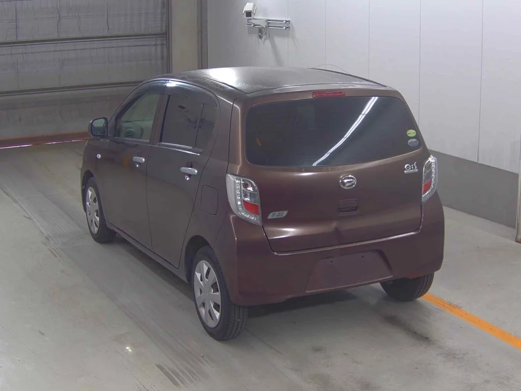 Daihatsu Mira e:S  с аукциона в Японии