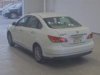 Nissan BLUEBIRD SYLPHY