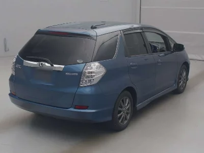 Honda FIT SHUTTLE HYBRID