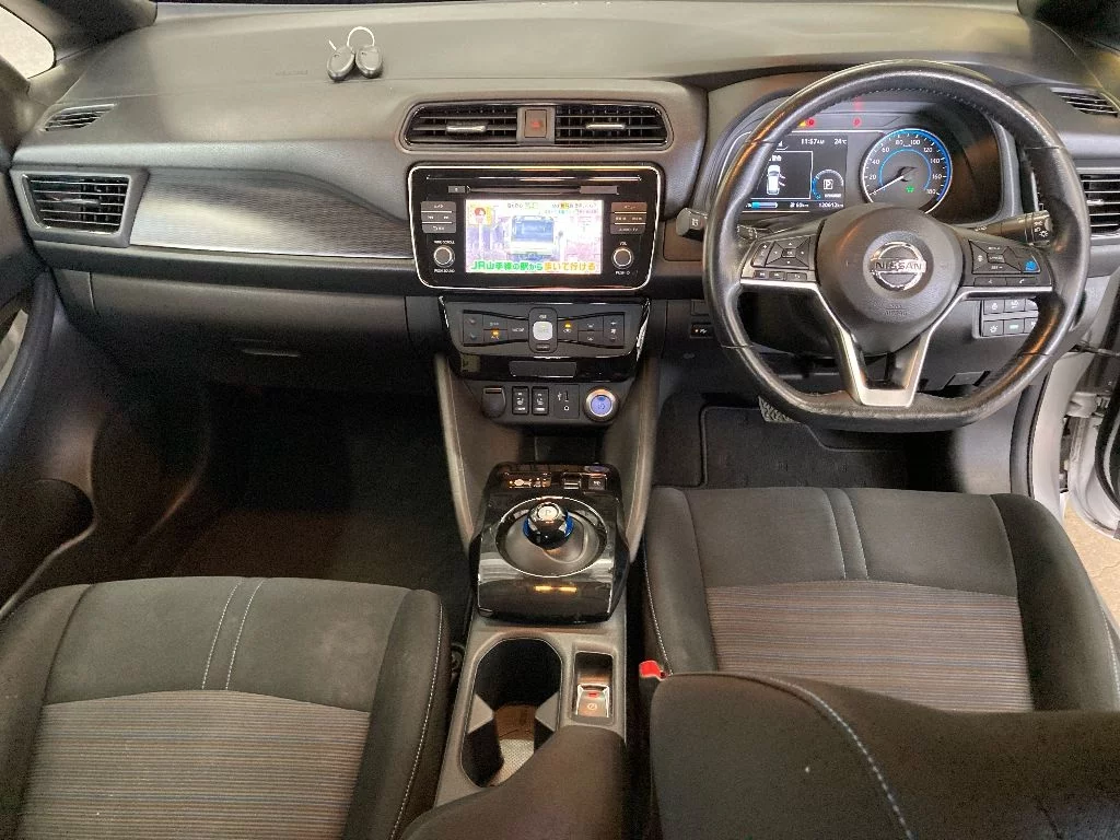 Nissan Leaf  с аукциона в Японии