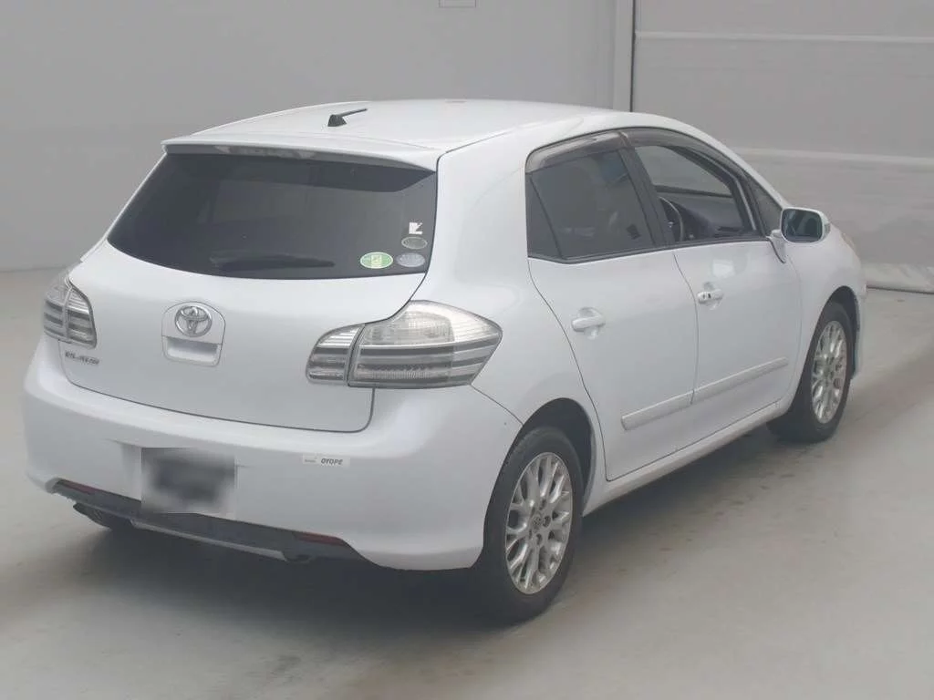 Toyota Blade  с аукциона в Японии