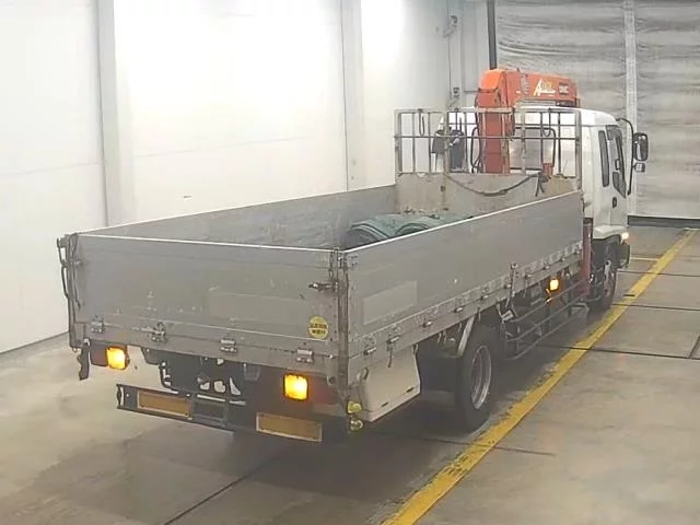 Isuzu Forward  с аукциона в Японии