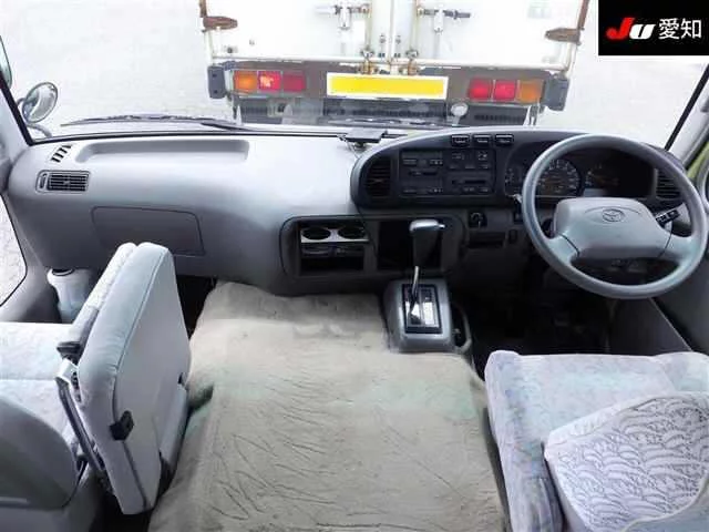 Toyota Coaster  с аукциона в Японии