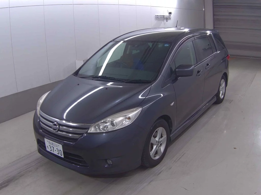 Nissan Lafesta  с аукциона в Японии