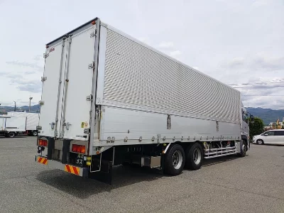 NISSAN DIESEL (UD) QUON